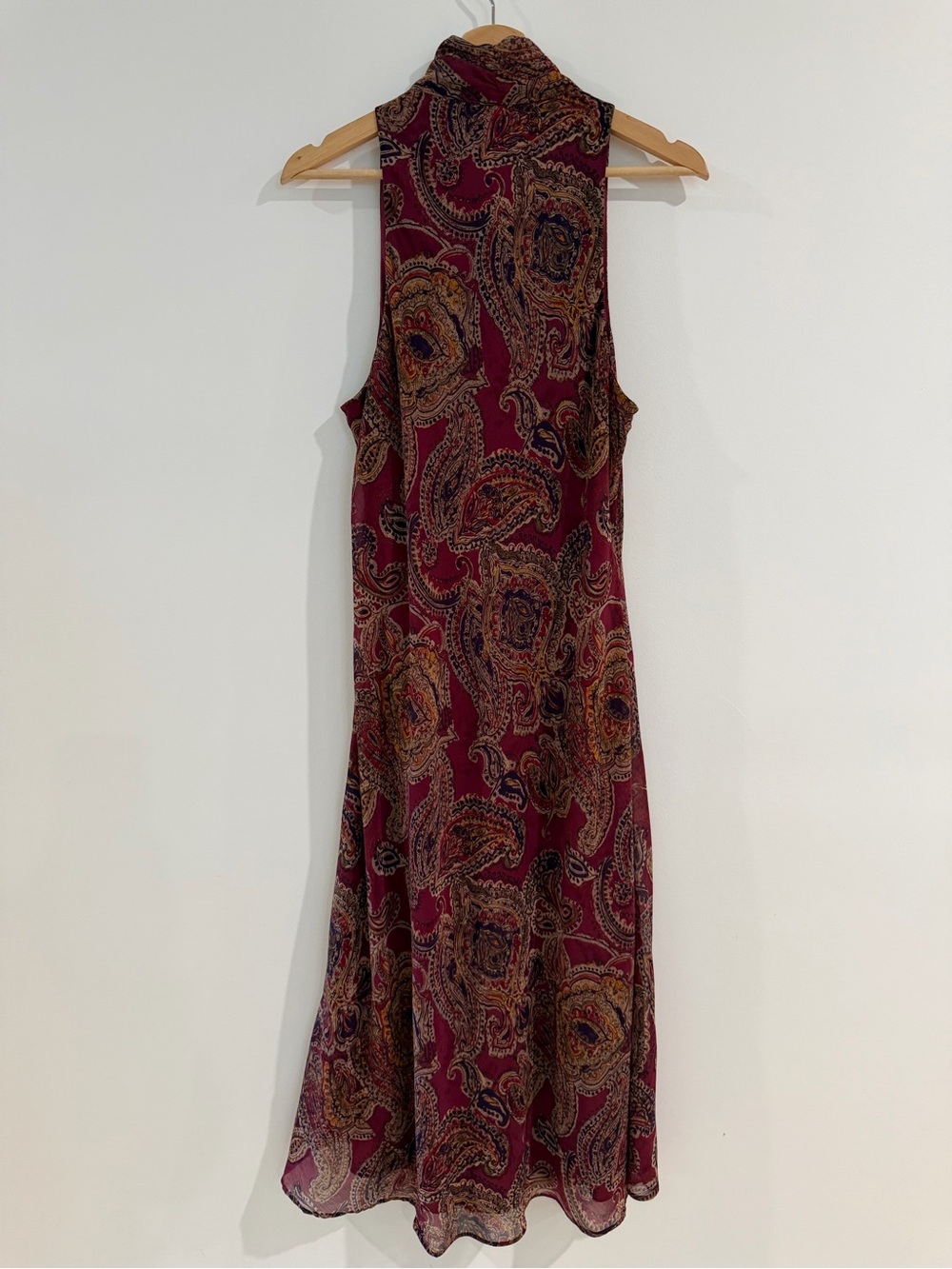 LAUREN Ralph Lauren Paisley Tie-Neck V-Neck Sleeveless Shift Dress, Size 12 - Picture 3 of 16
